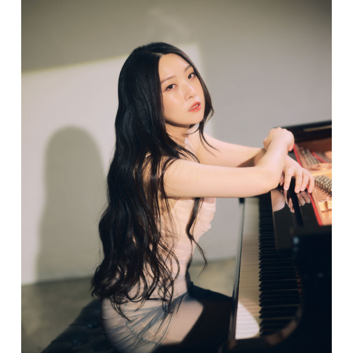 Maria-Kim-with-piano.jpg